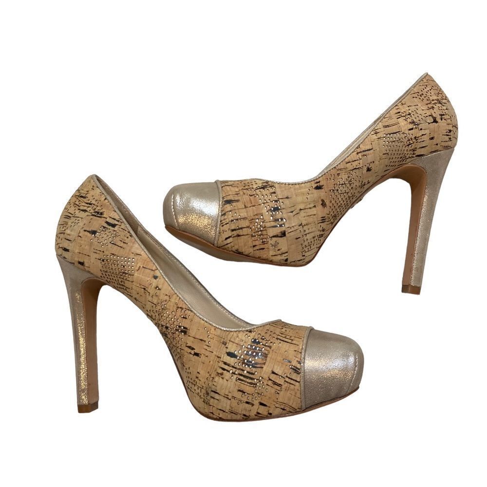 Pour La Victoire Tan and Gold Heels